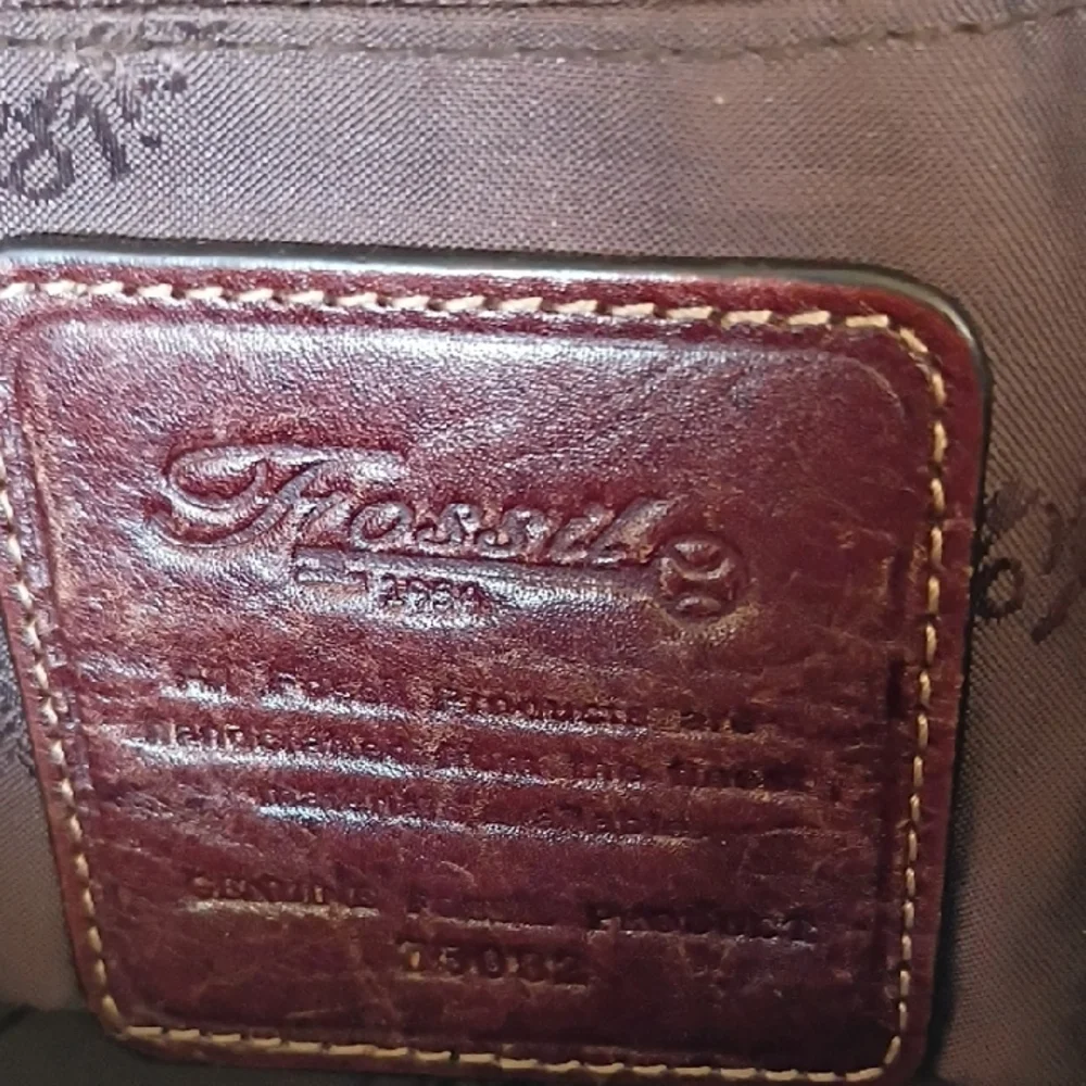 Fossil Elegant Brown Leather Men's Bag
